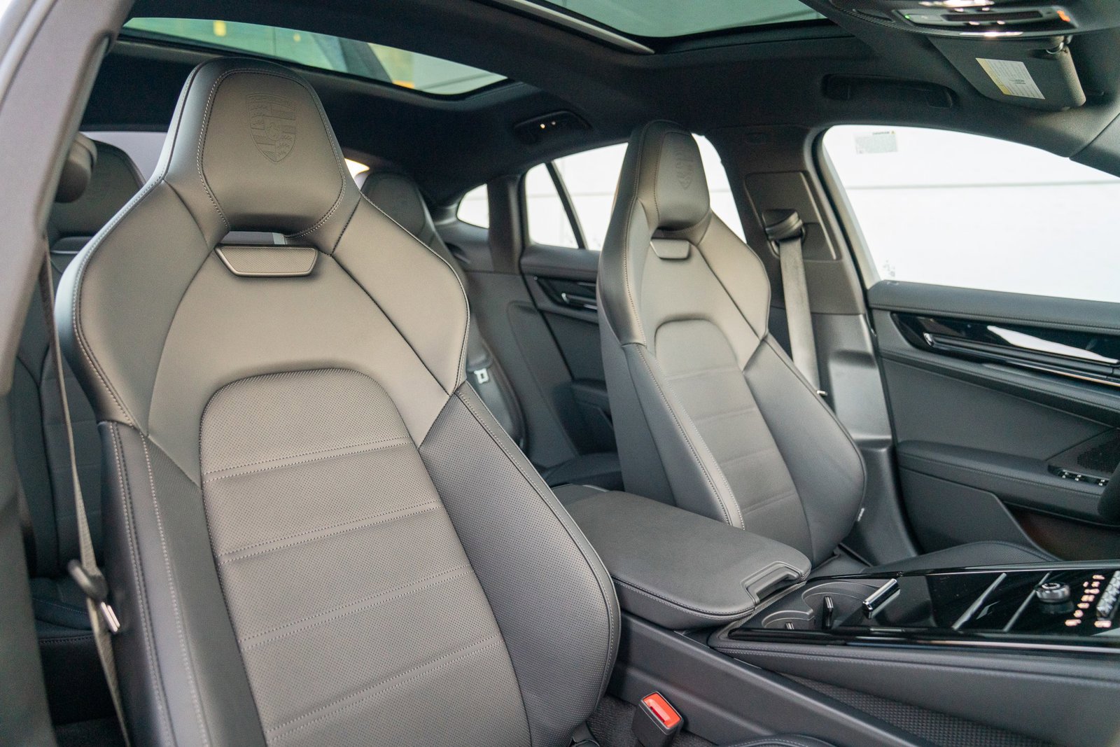 New 2026 Porsche Panamera image 26