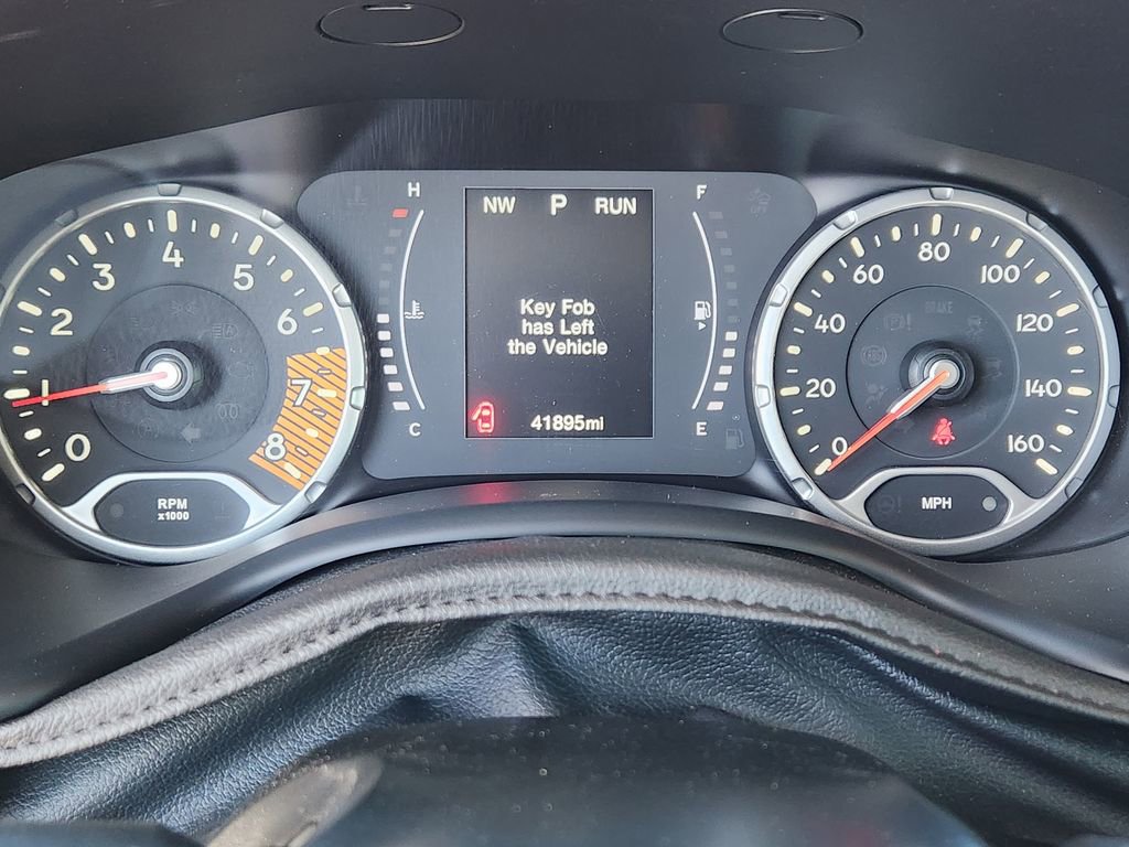 Used 2020 Jeep Renegade Sport w/ Sport Appearance Group image 6