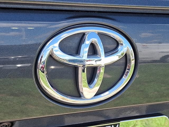 Certified 2025 Toyota RAV4 LE AWD/4WD image 28