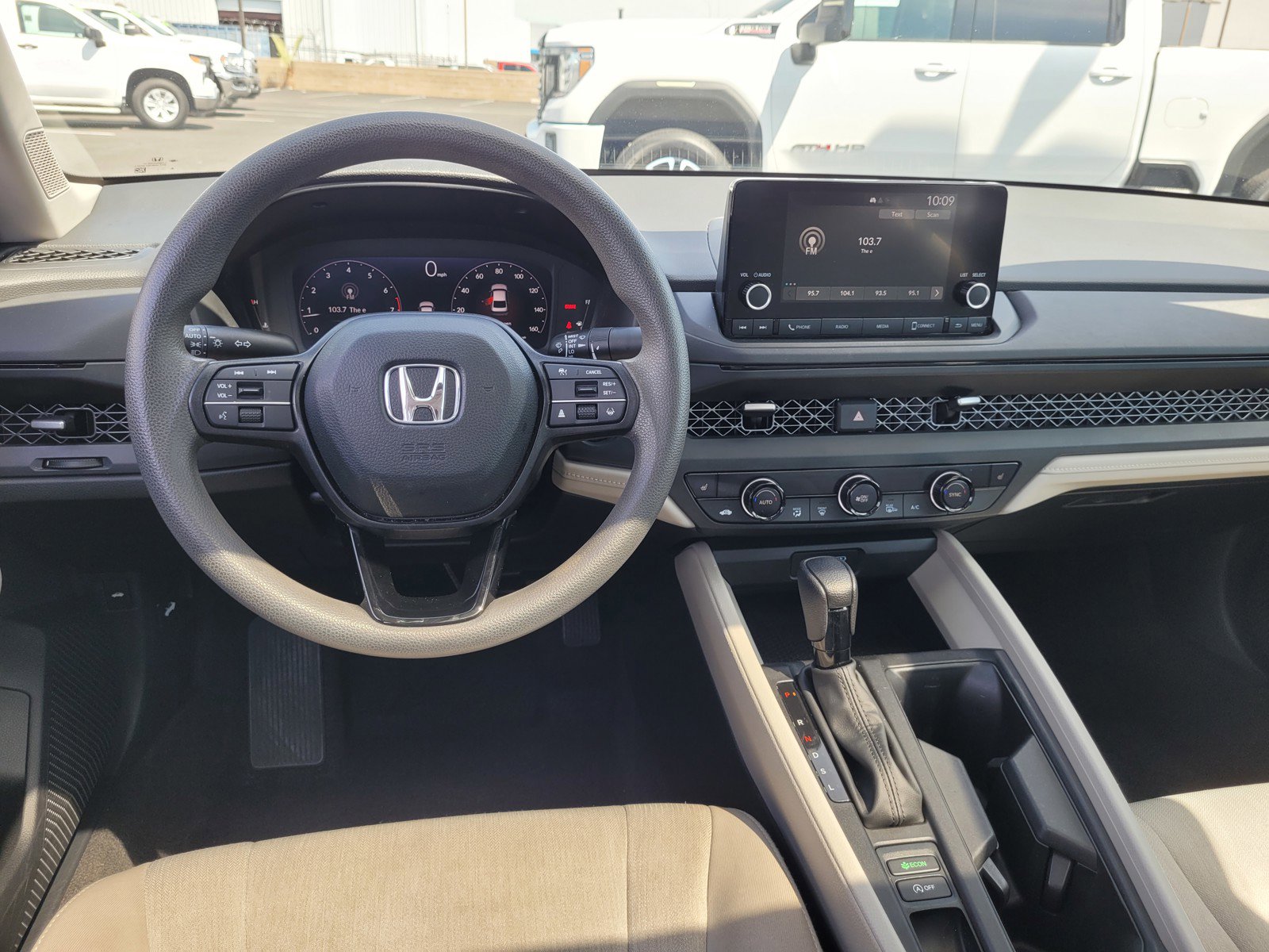 Used 2023 Honda Accord EX image 17