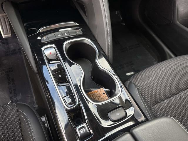 Used 2023 Buick Envision Preferred image 24