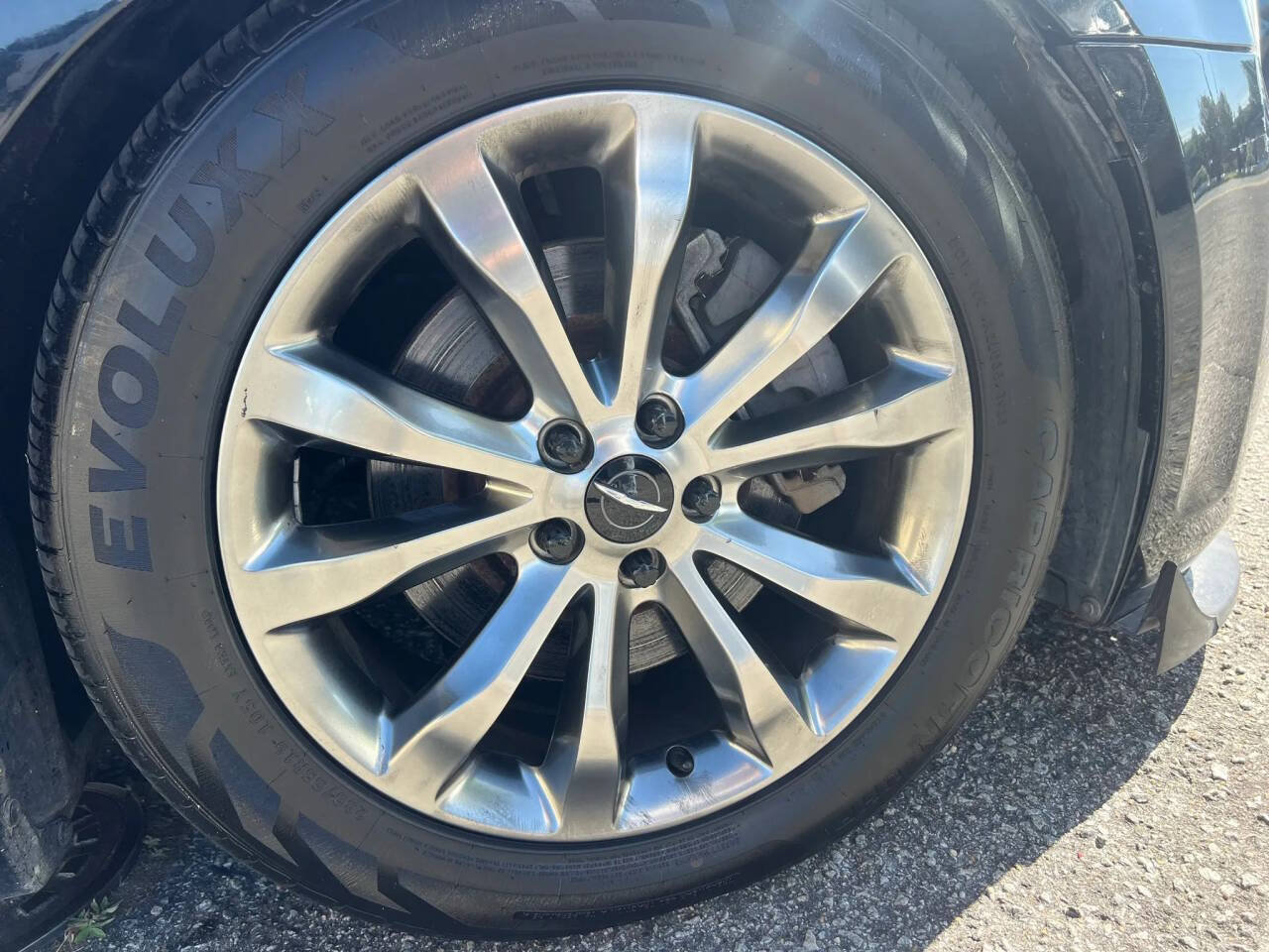 Used 2014 Chrysler 300 S AWD/4WD image 21