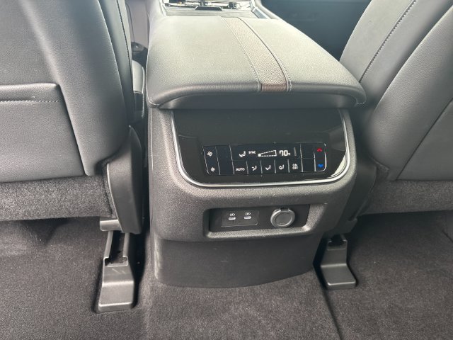 Certified 2026 Nissan Armada SL w/ Captain's Chari Seat Package AWD/4WD image 14