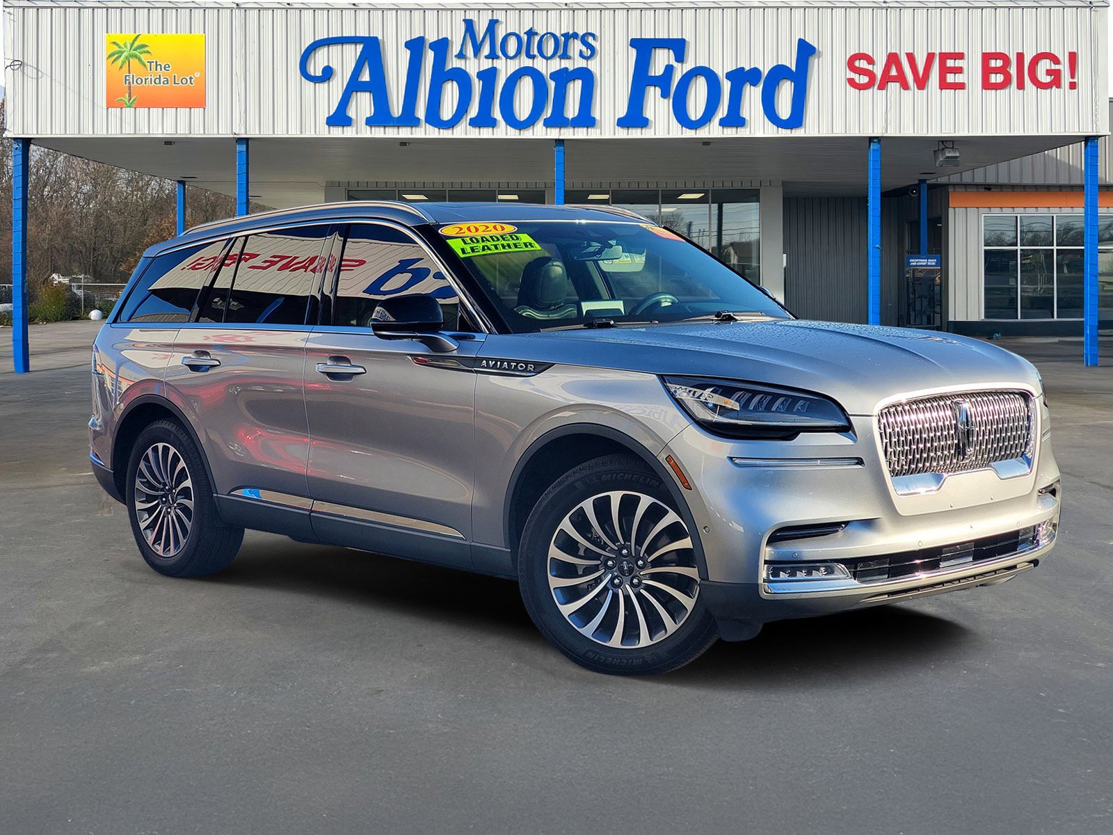 Used 2020 Lincoln Aviator Reserve w/ Equipment Group 201A AWD/4WD image 1