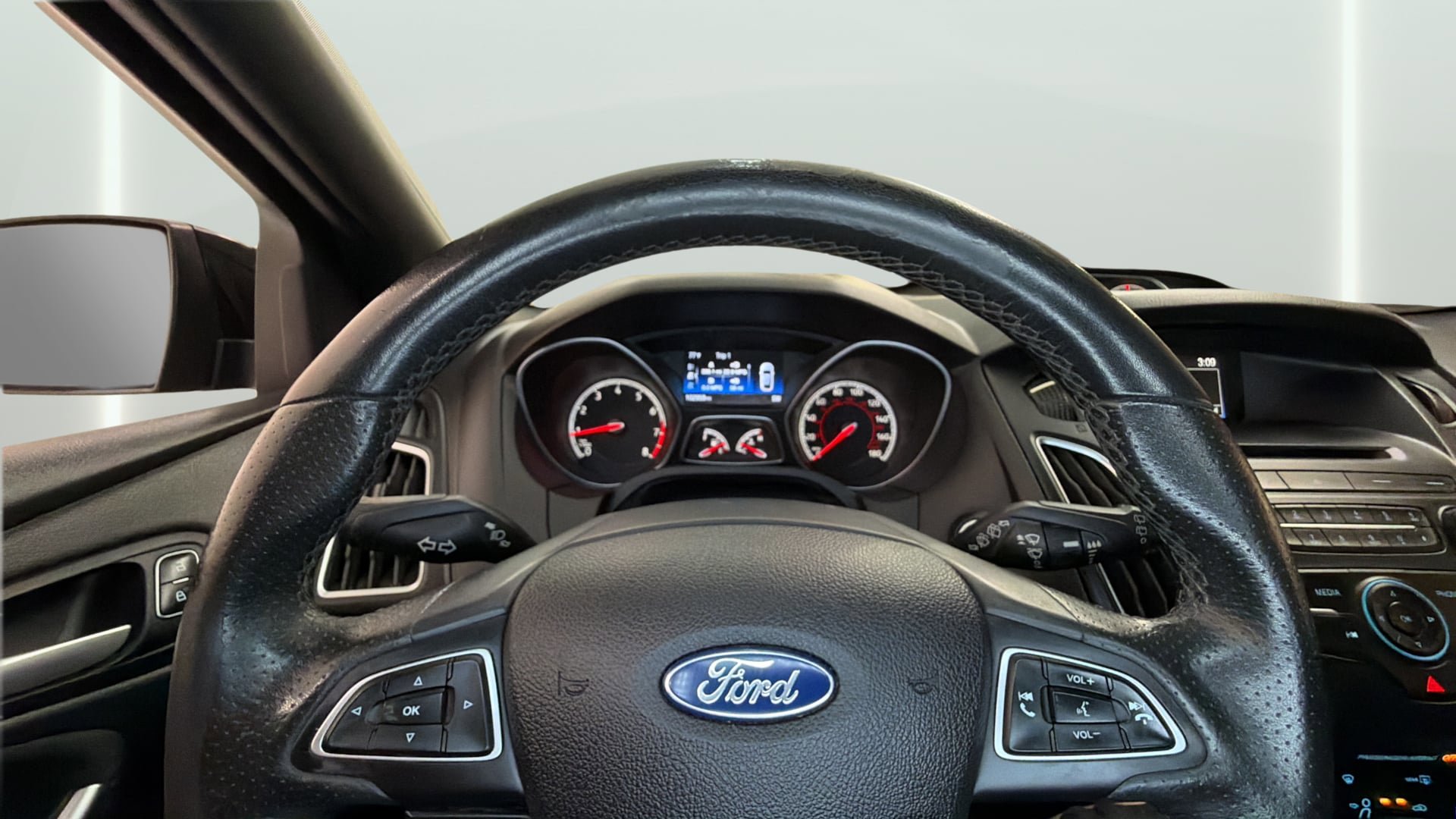 Used 2015 Ford Focus ST image 33