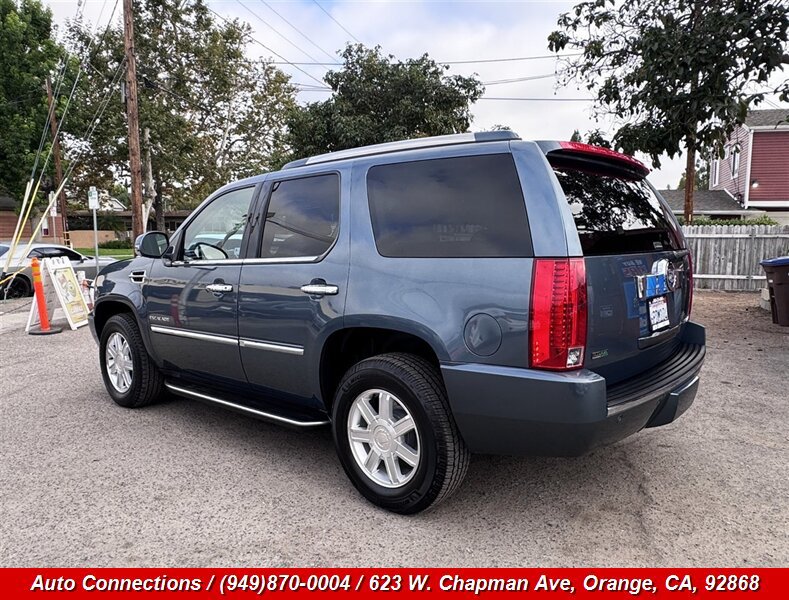 Used 2010 Cadillac Escalade 2WD image 4