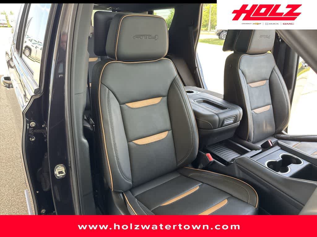 Certified 2024 GMC Yukon AT4 w/ AT4 Premium Package AWD/4WD image 37
