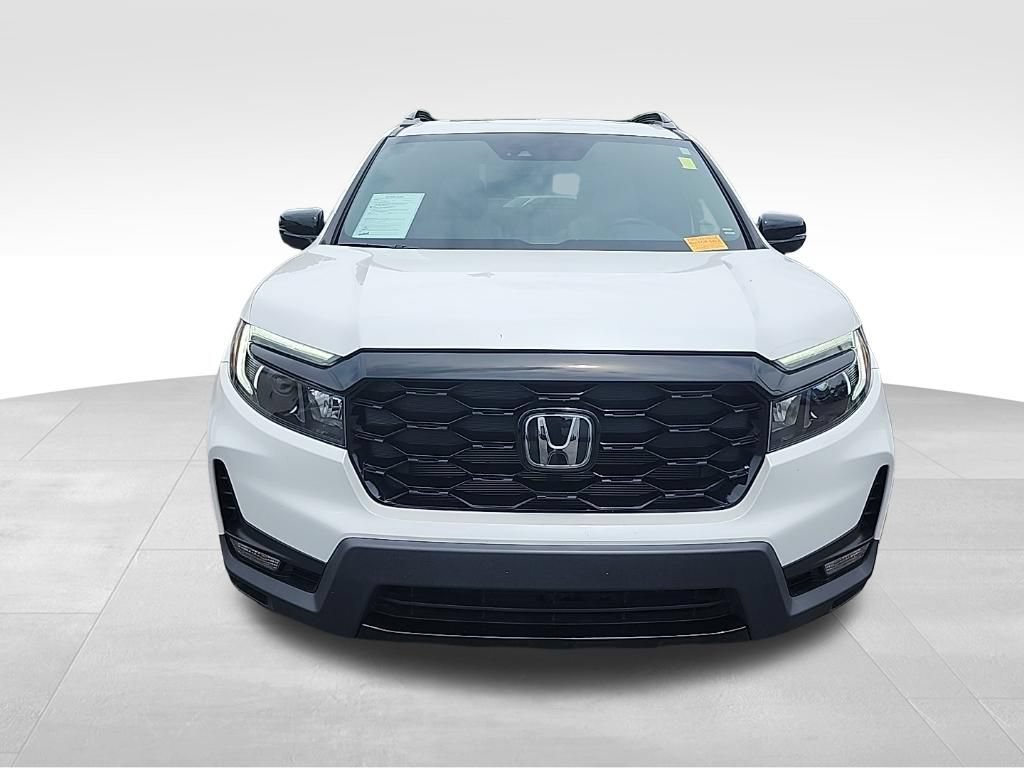 Used 2023 Honda Passport Elite image 3