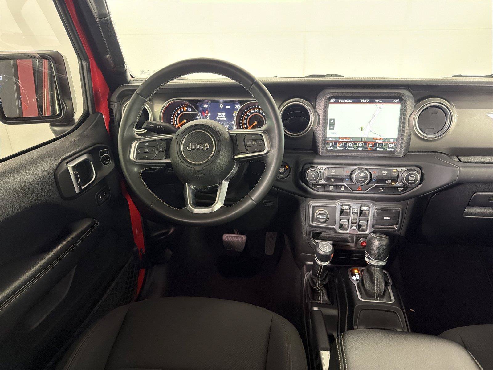 Used 2018 Jeep Wrangler Unlimited Sahara AWD/4WD image 22