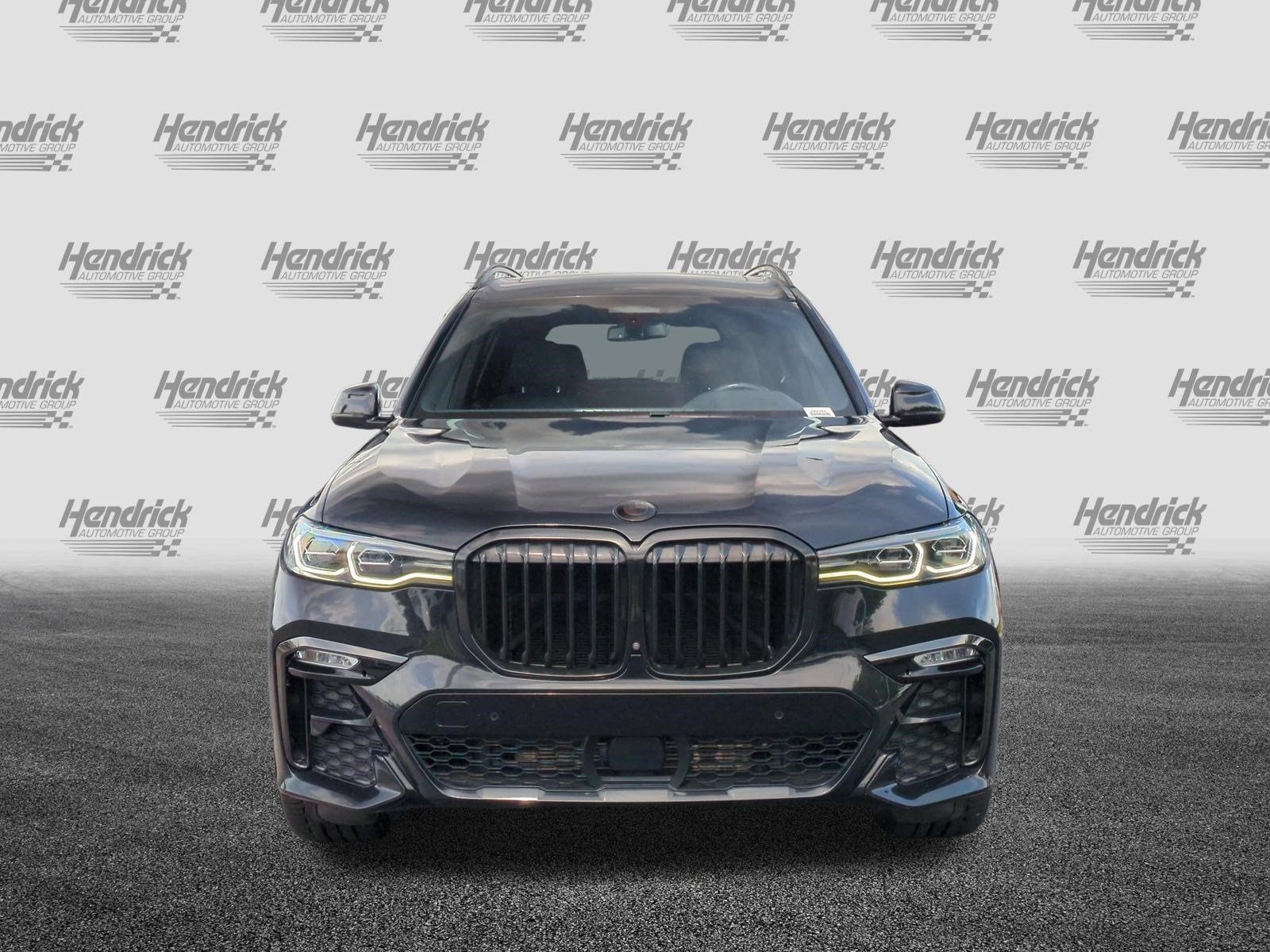 Used 2021 BMW X7 xDrive40i w/ M Sport Package AWD/4WD image 3