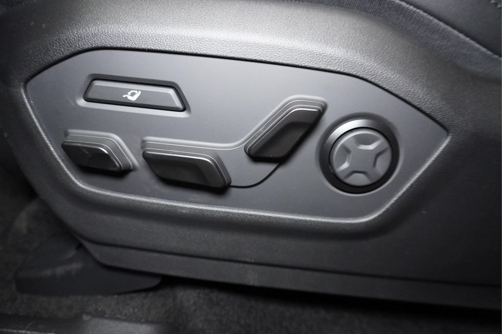 New 2026 Hyundai Santa Fe Calligraphy AWD/4WD image 12