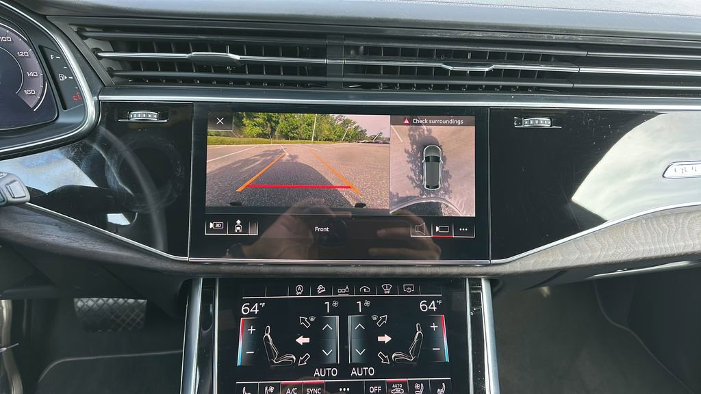 Used 2020 Audi Q8 Prestige w/ Prestige Package image 13