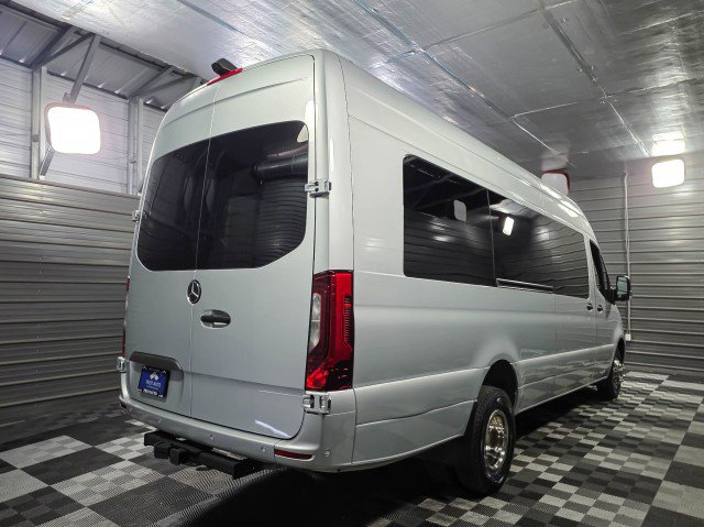Used 2022 Mercedes-Benz Sprinter 3500 image 6