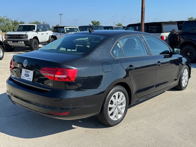 Used 2015 Volkswagen Jetta SE FWD image 4