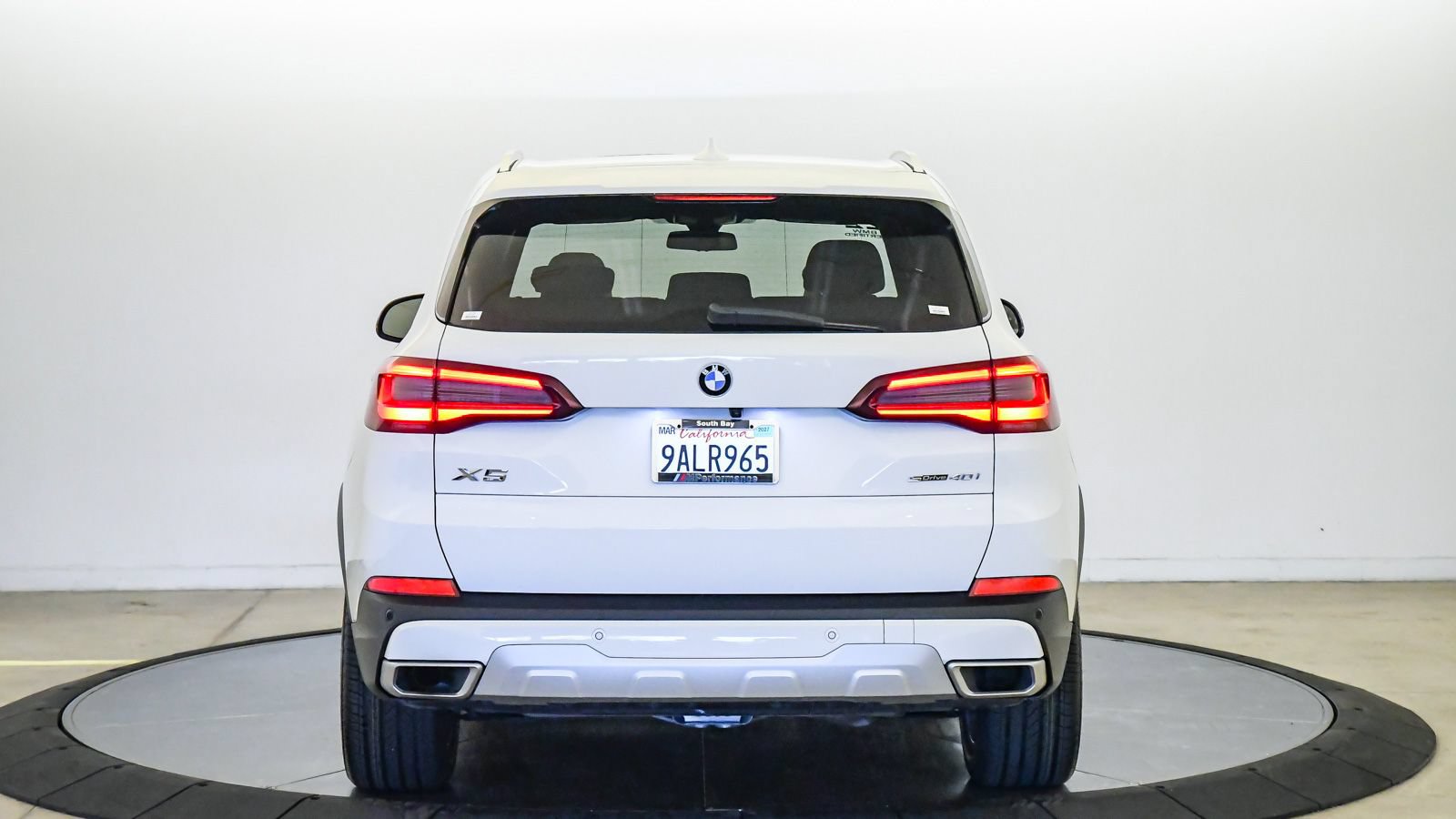 Certified 2022 BMW X5 sDrive40i w/ Premium Package RWD image 3