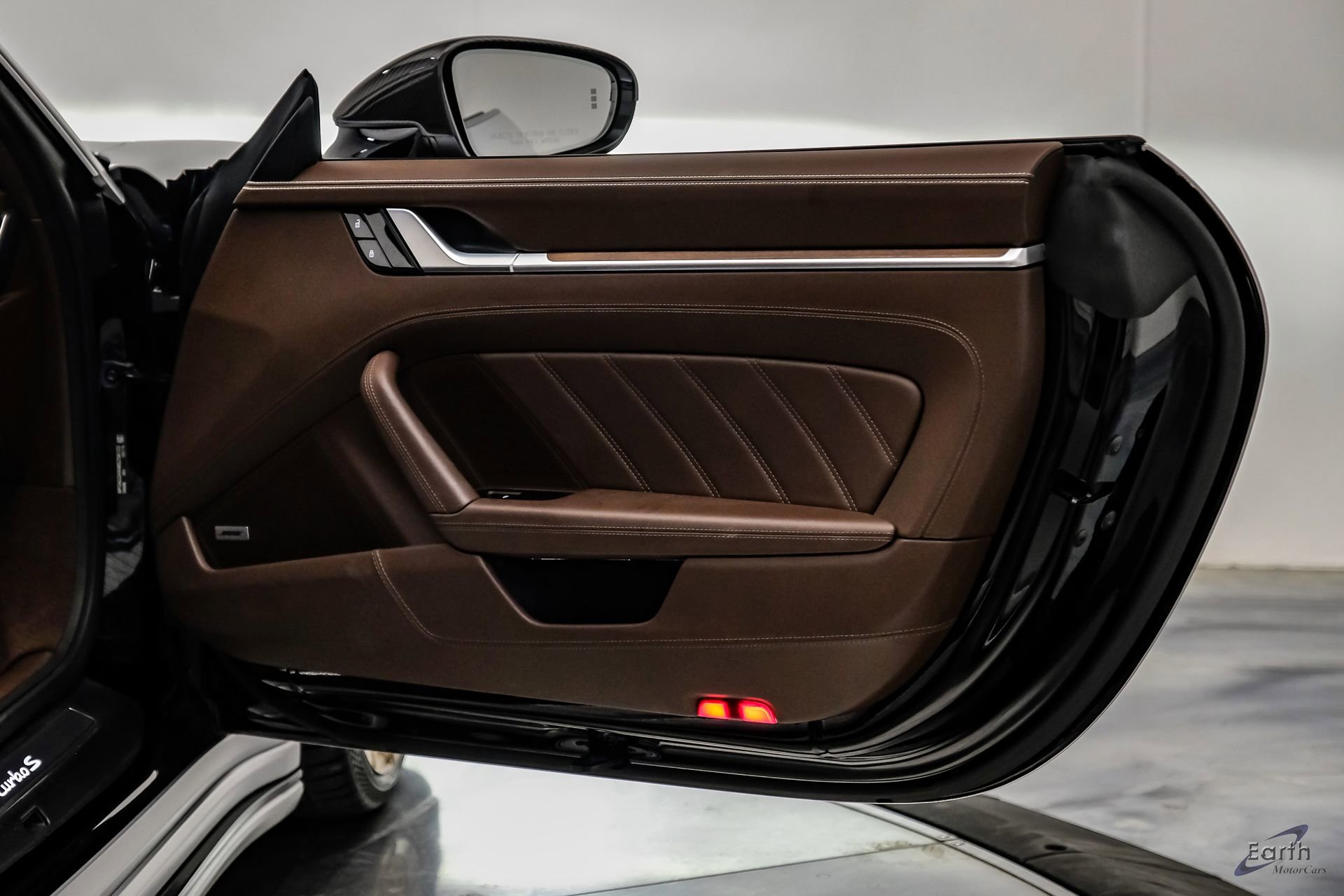 Used 2021 Porsche 911 Turbo S AWD/4WD image 89