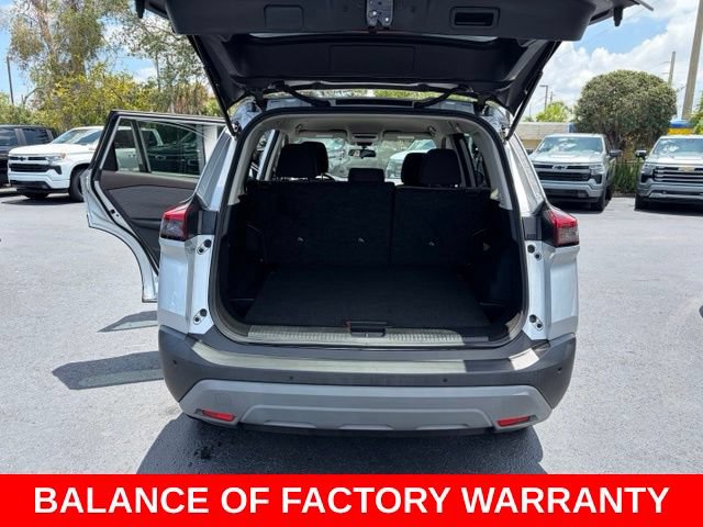 Used 2023 Nissan Rogue SV FWD image 16