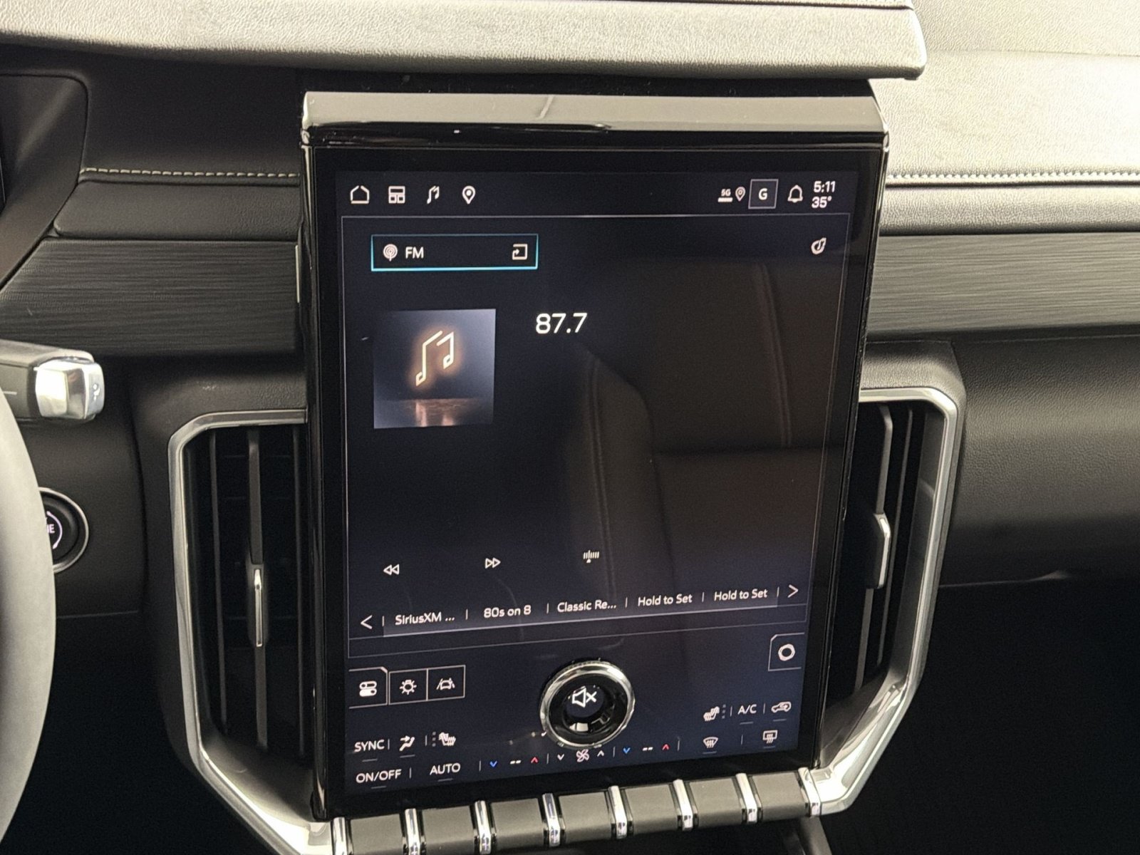 New 2026 GMC Acadia Elevation w/ Elevation Premium Package FWD image 18
