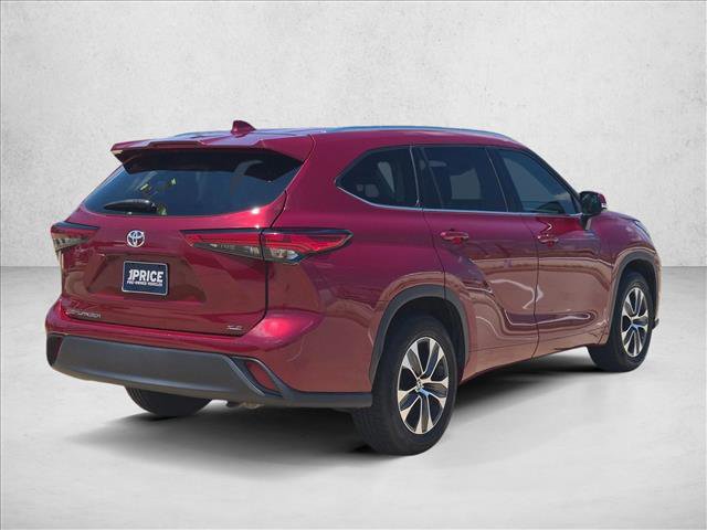 Used 2021 Toyota Highlander XLE FWD image 5