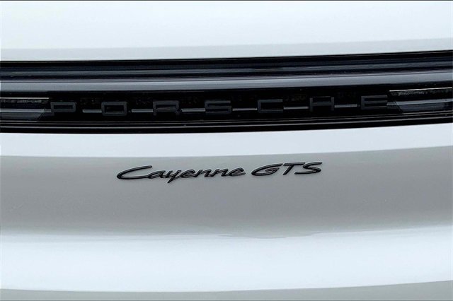 New 2025 Porsche Cayenne GTS image 38