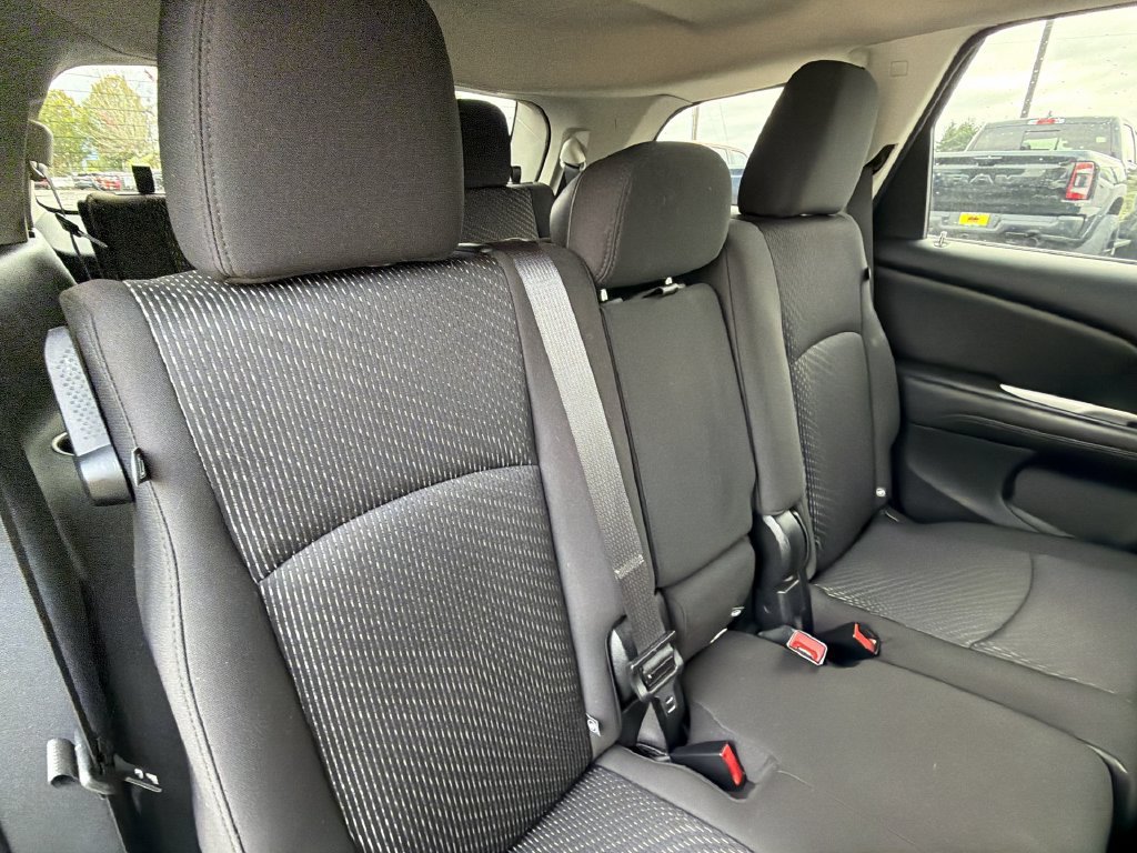 Used 2020 Dodge Journey SE FWD image 26