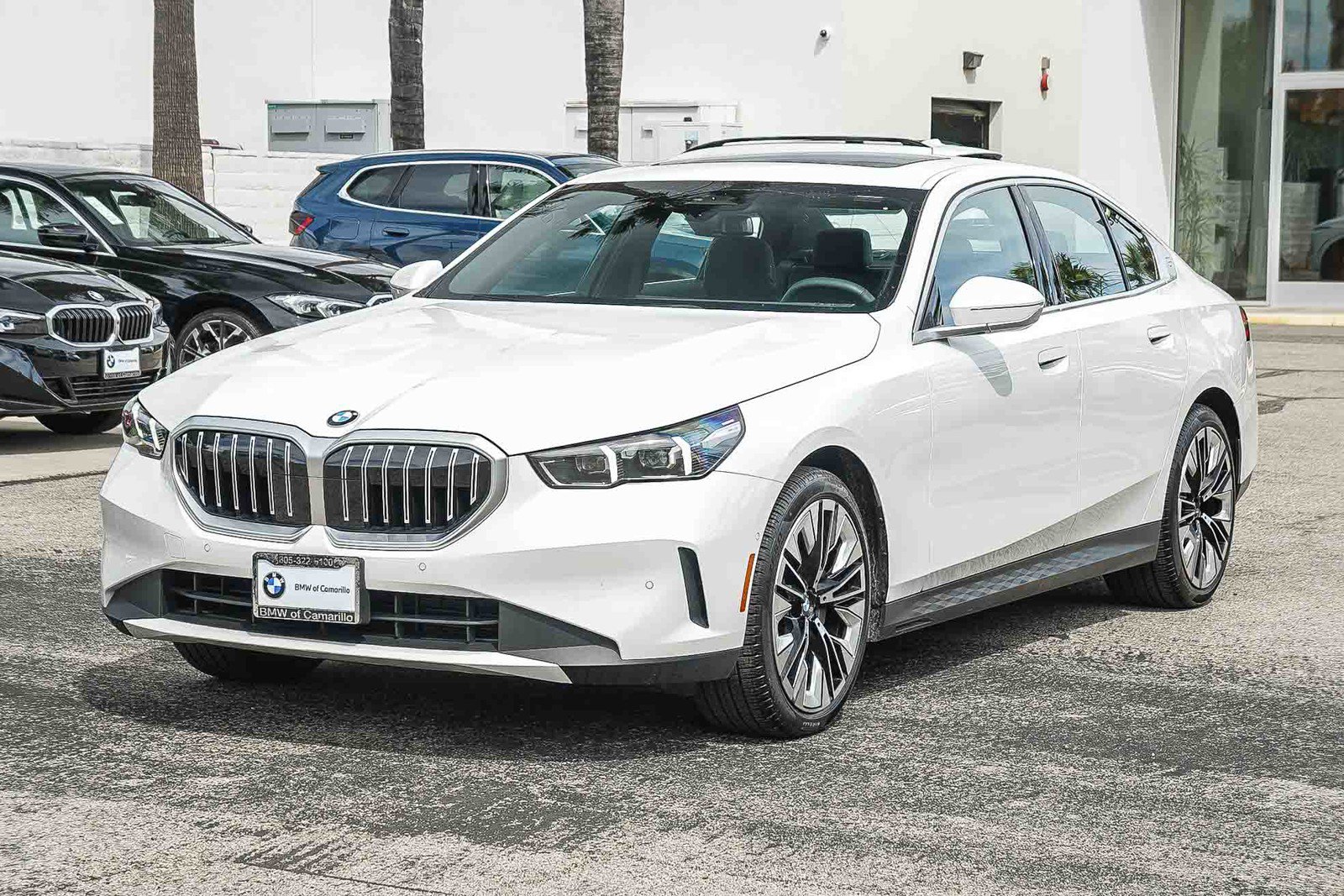 Certified 2025 BMW 530i image 3