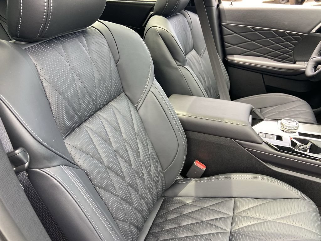 New 2026 Mitsubishi Outlander SEL Black Edition FWD image 25