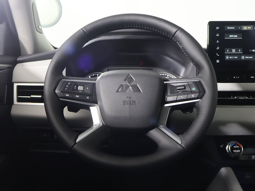 New 2026 Mitsubishi Outlander SE AWD/4WD image 40