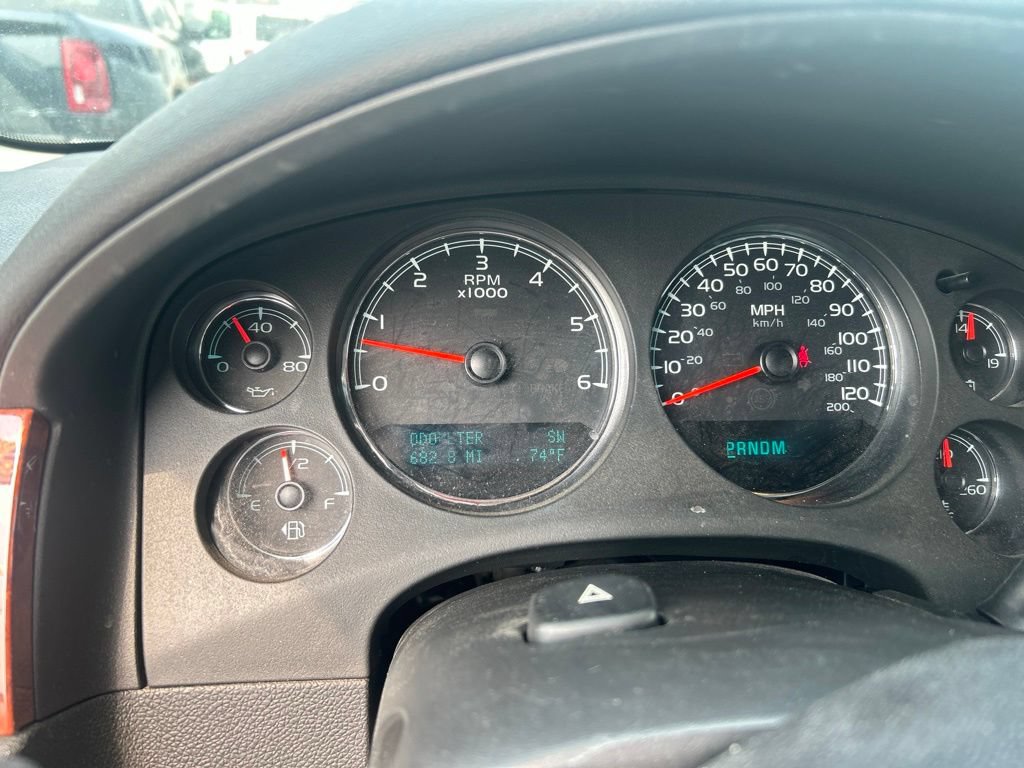 Used 2010 Chevrolet Avalanche LTZ AWD/4WD image 10