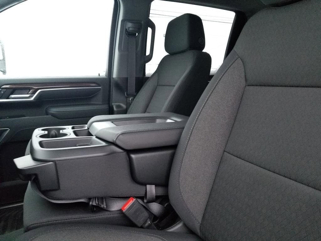 New 2026 Chevrolet Silverado 3500 LT w/ Snow Plow Prep/Camper Package image 18