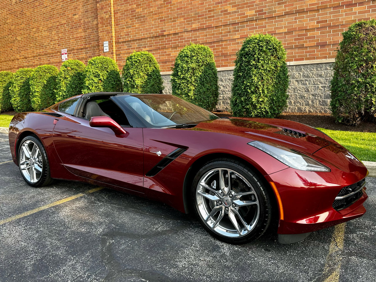 Used 2019 Chevrolet Corvette Stingray Coupe w/ 2LT Preferred Equipment Group image 19