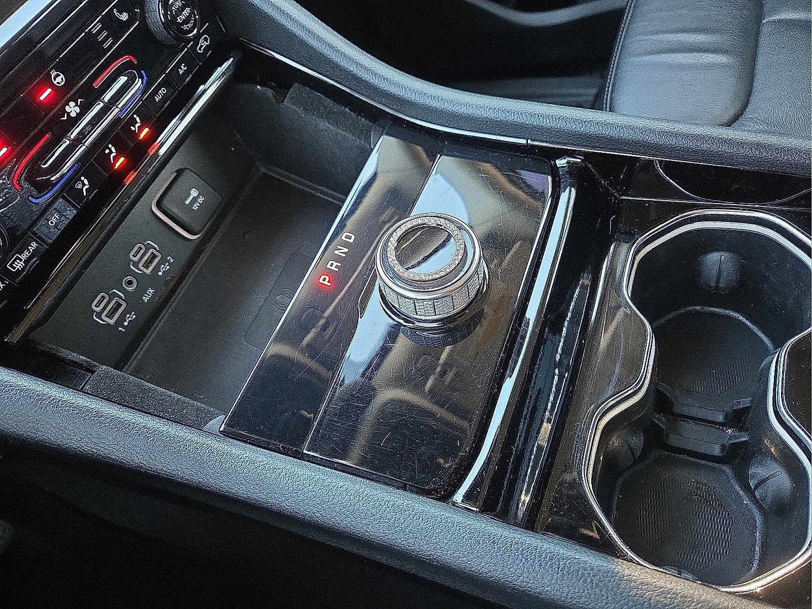 Used 2022 Jeep Grand Cherokee L Laredo w/ Luxury Tech Group I image 25