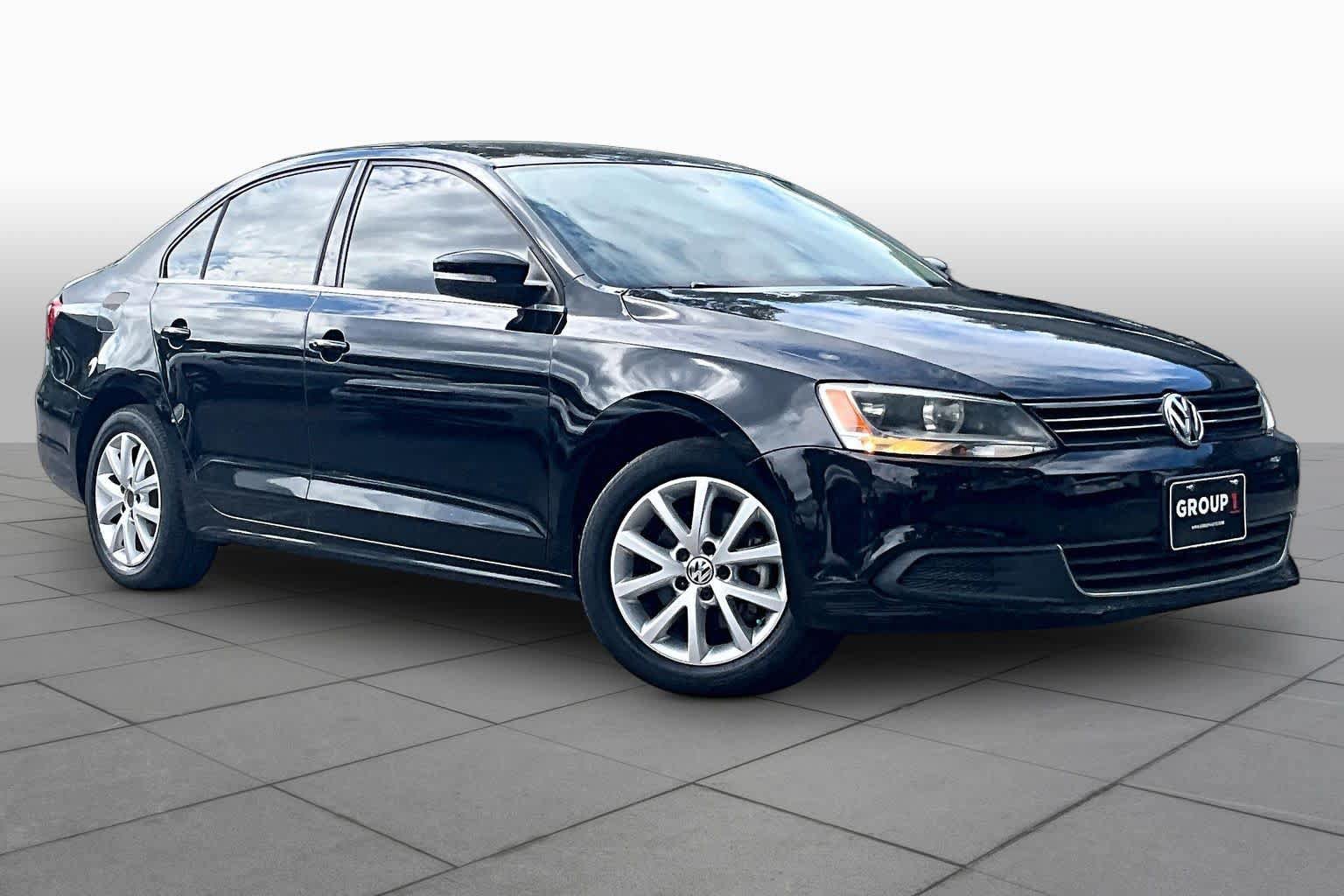 Used 2014 Volkswagen Jetta SE FWD image 3