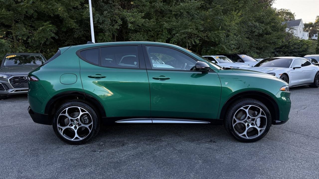 Used 2024 Alfa Romeo Tonale Ti w/ Active Assist Package AWD/4WD image 19