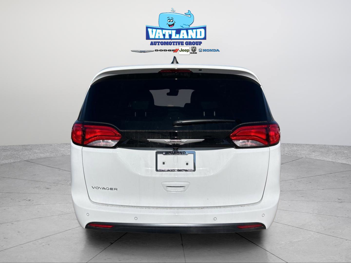 New 2026 Chrysler Voyager LX image 4