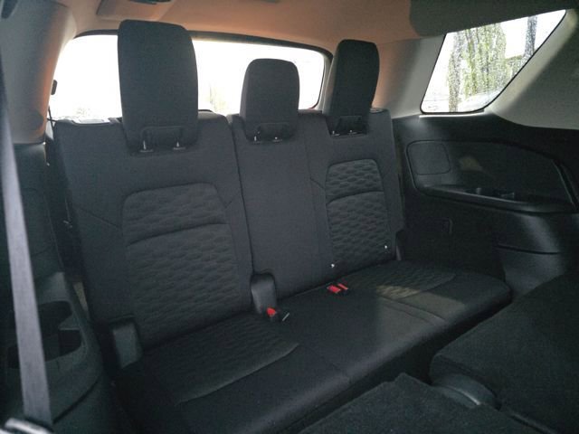 Used 2024 Nissan Pathfinder SV image 13