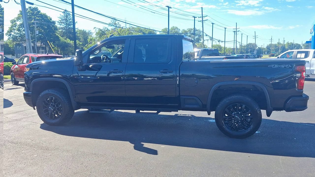 Certified 2025 Chevrolet Silverado 2500 Custom w/ Custom Value Package AWD/4WD image 8