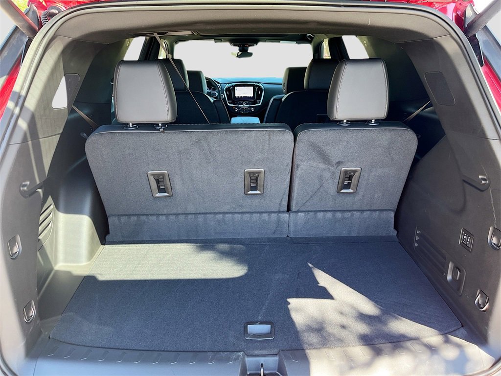 Used 2023 Chevrolet Traverse High Country image 28