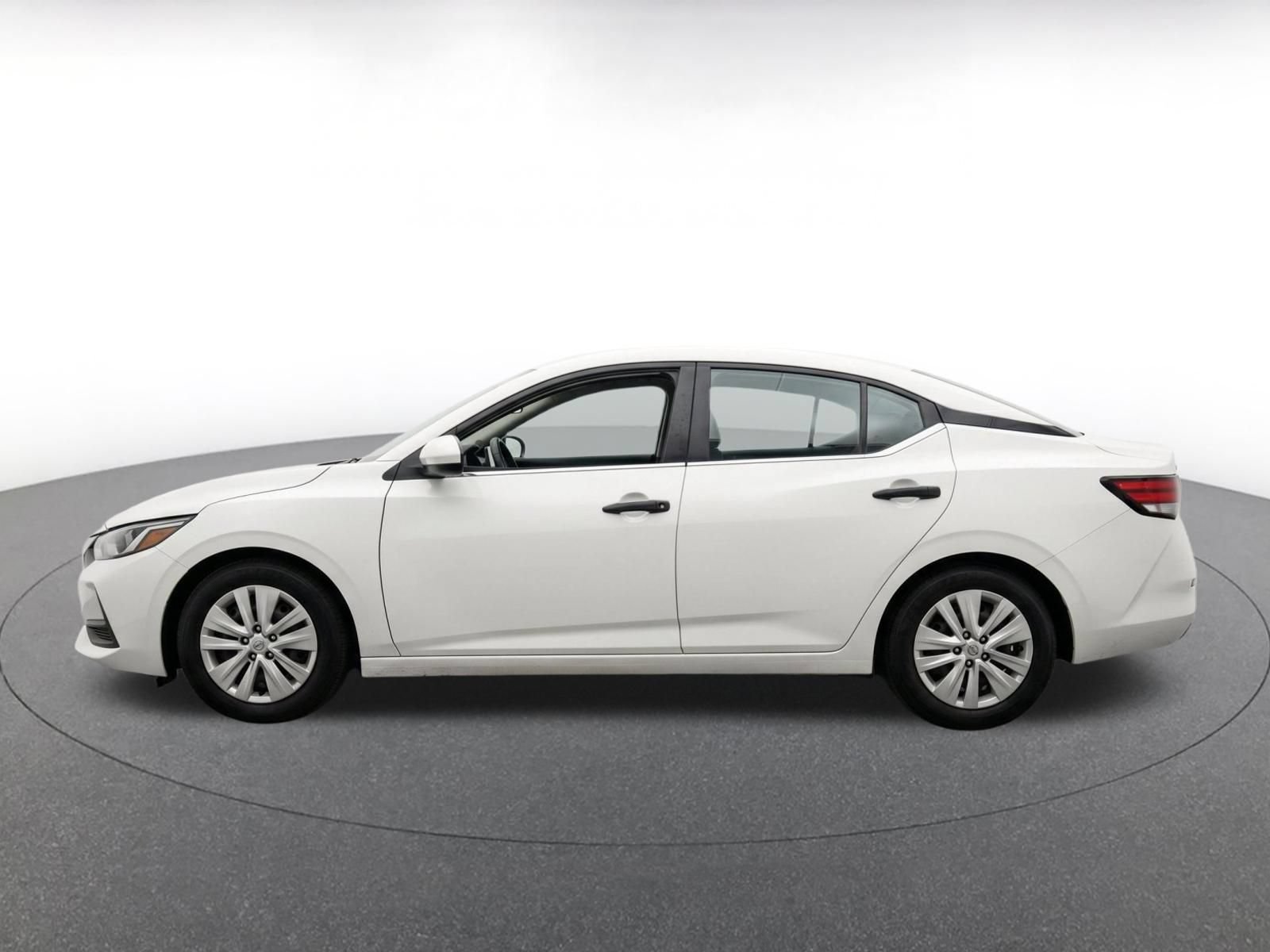 Used 2025 Nissan Sentra S FWD image 4