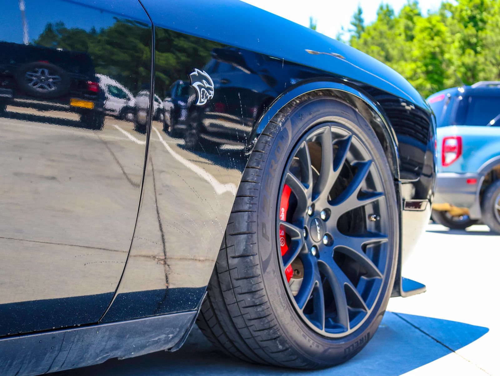 Used 2015 Dodge Challenger SRT Hellcat RWD image 12