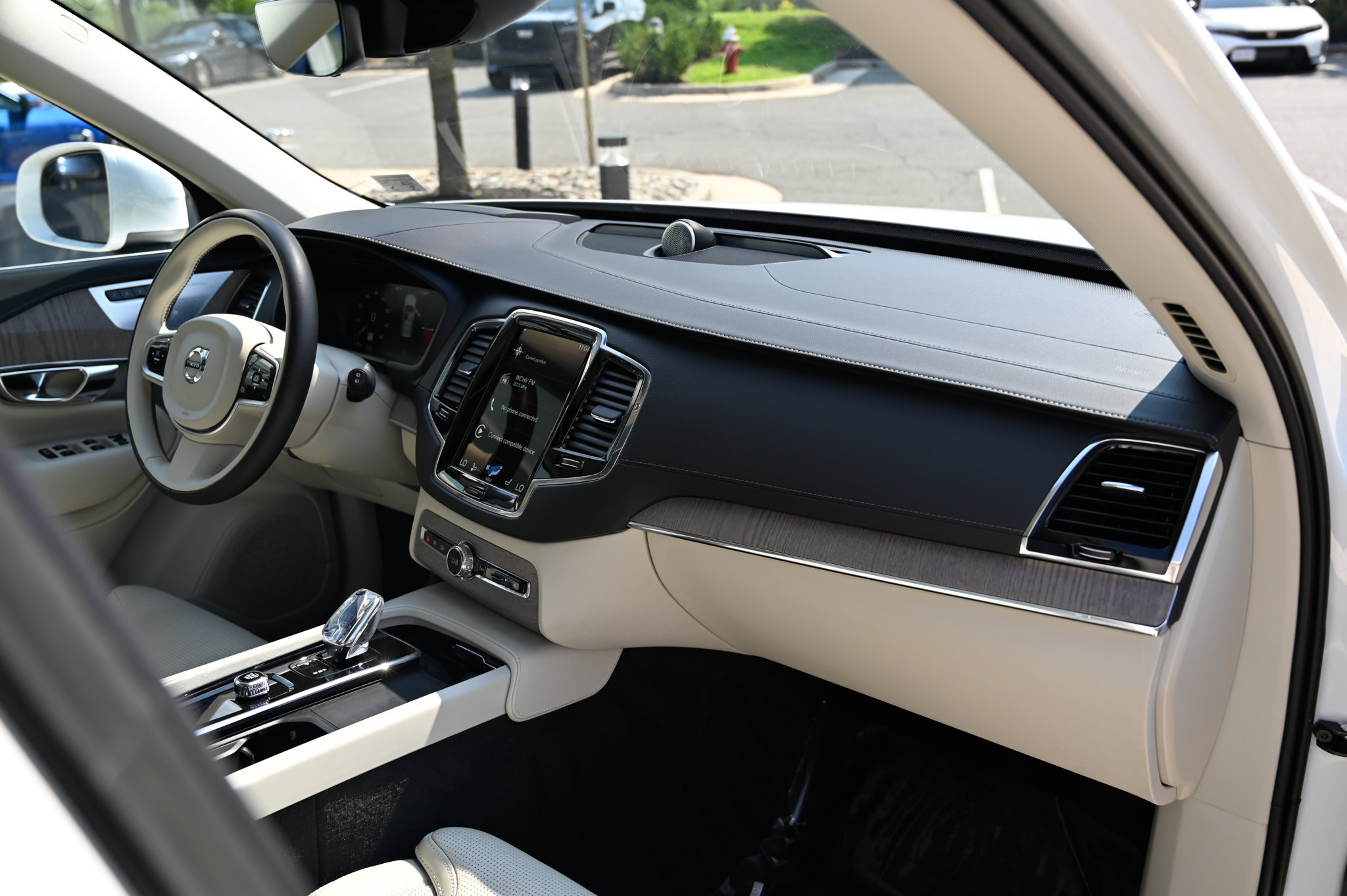 Used 2022 Volvo XC90 T8 Inscription w/ Advanced Package AWD/4WD image 58