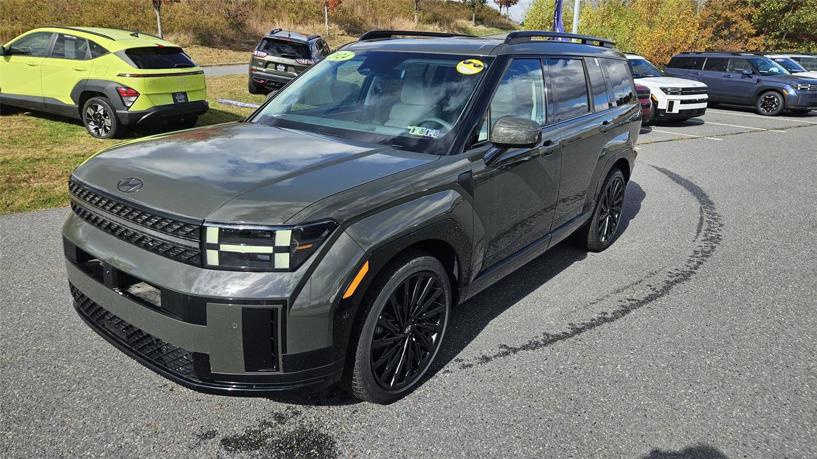 Used 2024 Hyundai Santa Fe Calligraphy image 3