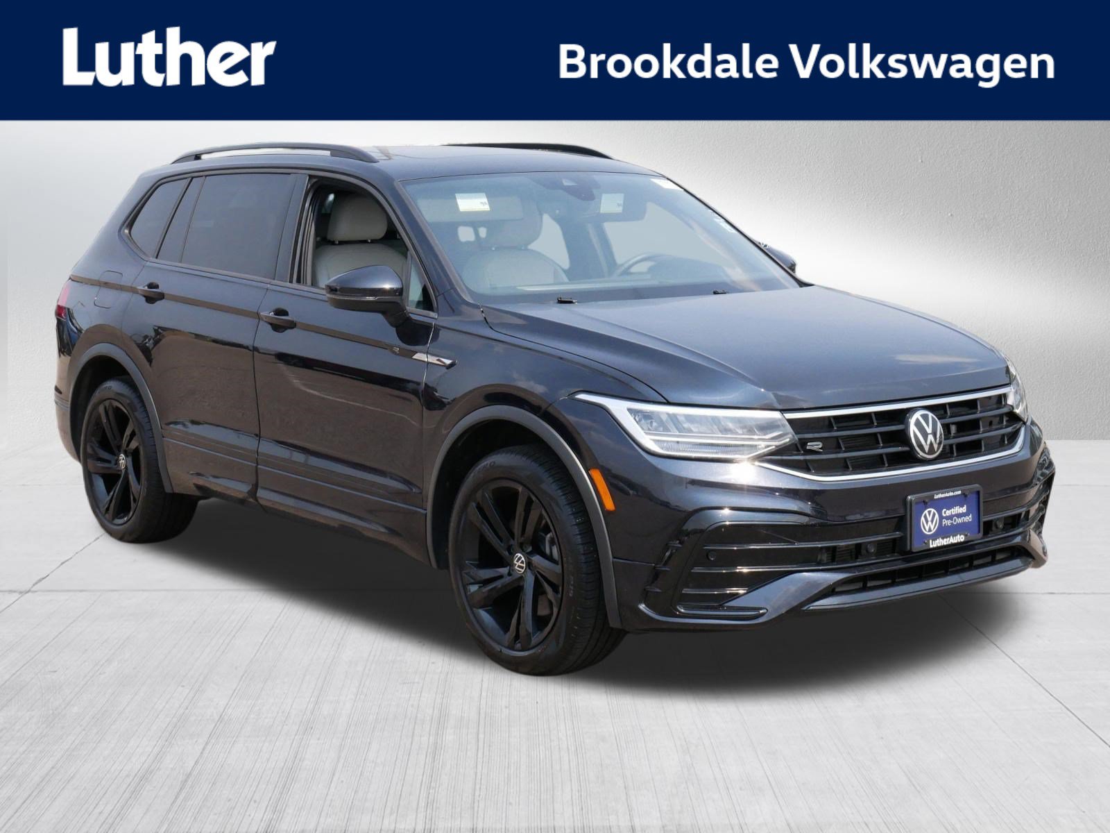 Certified 2023 Volkswagen Tiguan SE R-Line AWD/4WD image 1