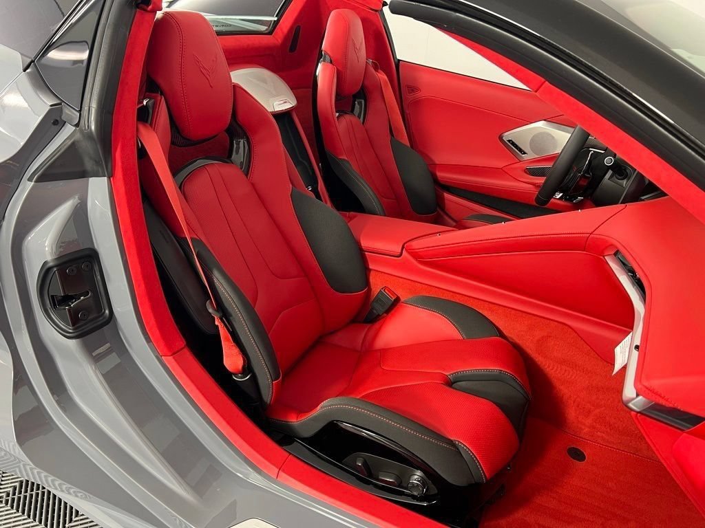 New 2025 Chevrolet Corvette Stingray Premium Conv w/ Z51 Performance Package RWD image 39