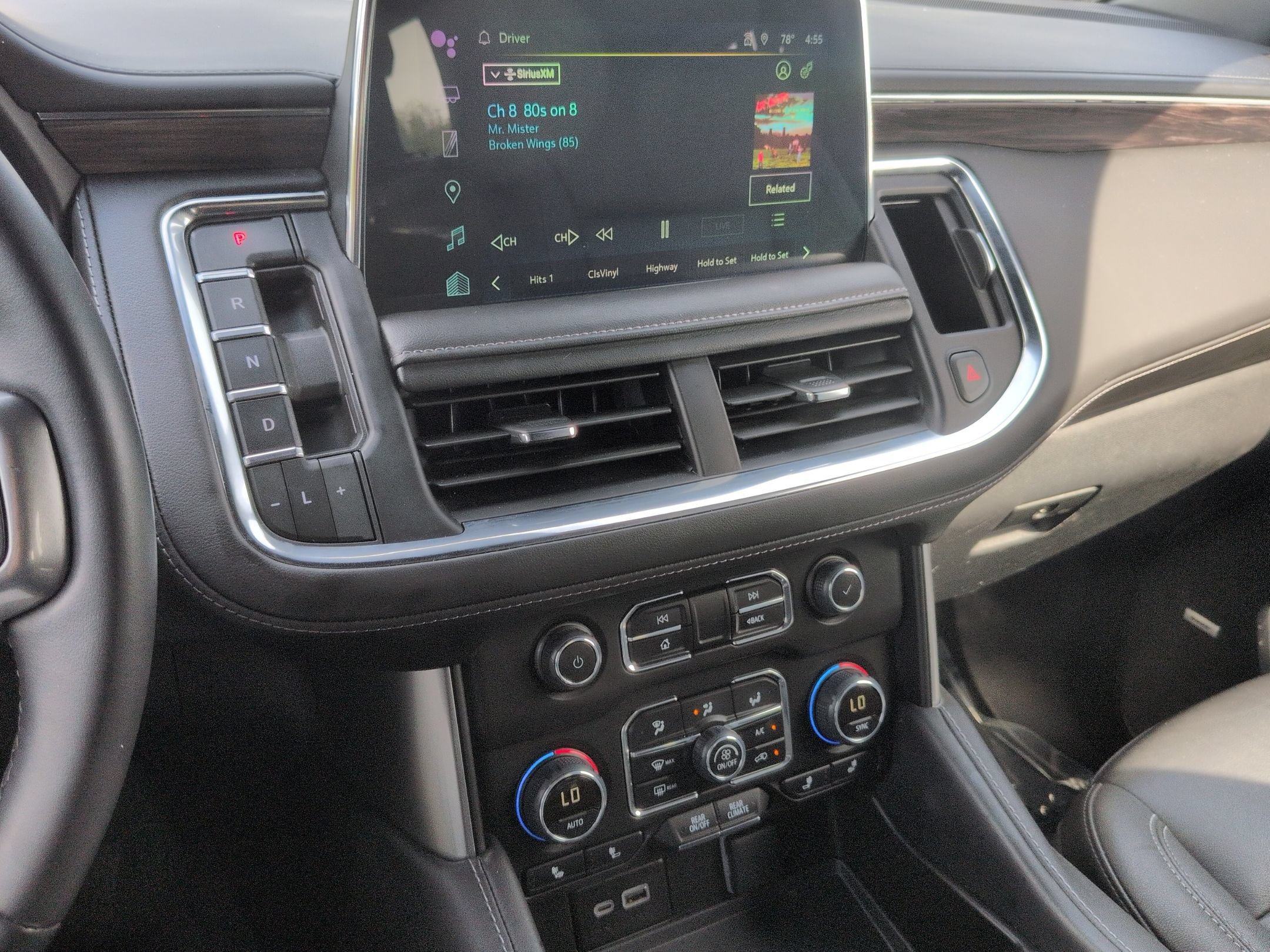 Used 2024 Chevrolet Tahoe LT RWD image 22