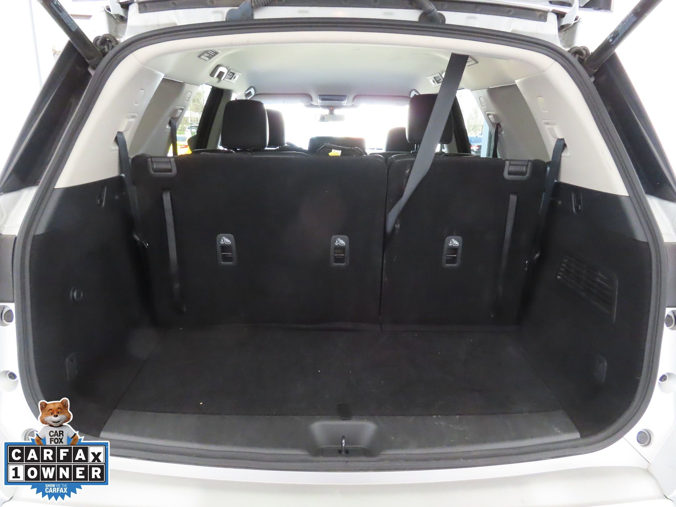 Used 2025 Nissan Pathfinder SL image 25