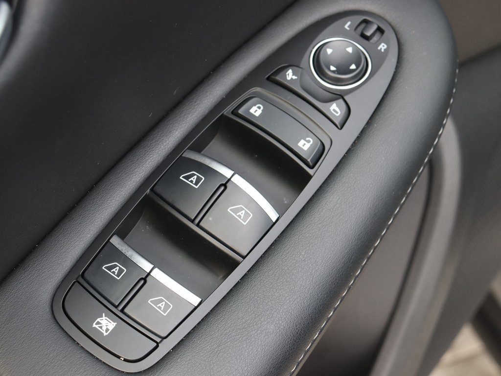 Certified 2025 INFINITI QX50 Sport image 12