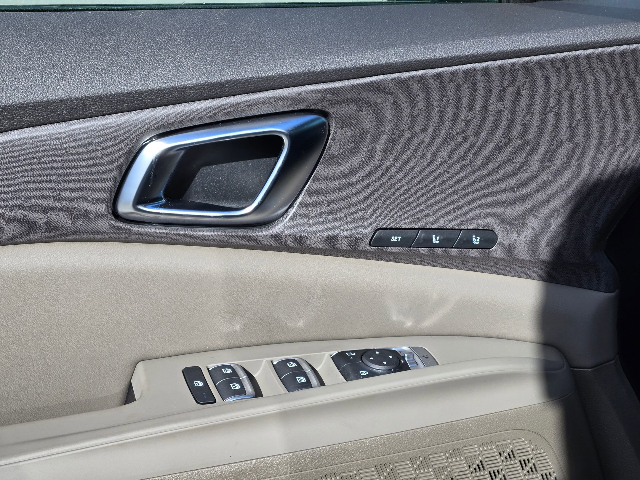 New 2026 Kia Carnival EX FWD image 20