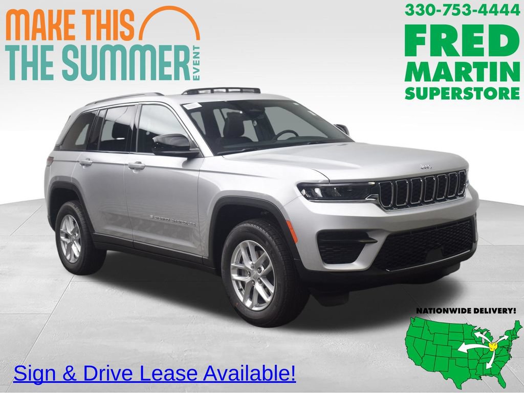 New 2026 Jeep Grand Cherokee Laredo X AWD/4WD image 1