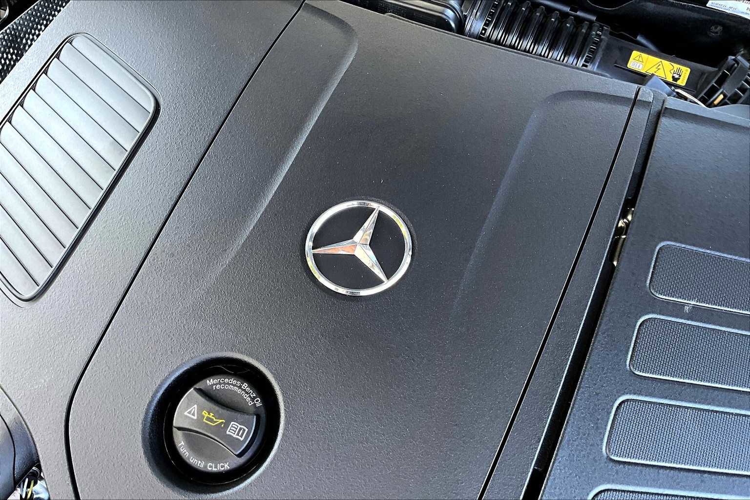 Used 2025 Mercedes-Benz GLC 350e 4MATIC image 19